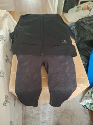 Lote Malla y Sudadera Negra