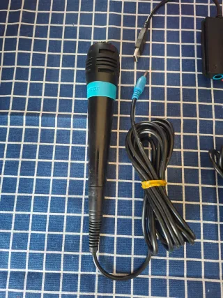 PS2 SINGSTAR MICROS+ JUEGO 80S 
