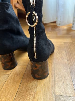 Botines Zara ante tacón tortuga