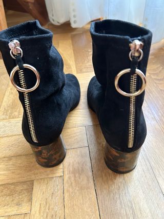 Botines Zara ante tacón tortuga