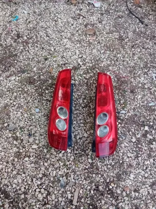 Pilotos Traseros Ford Fiesta 2006