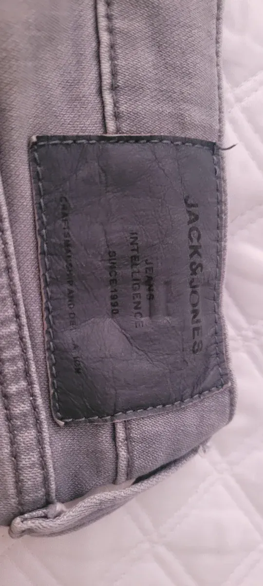 Pantalón corto vaquero Jack & Jones gris
