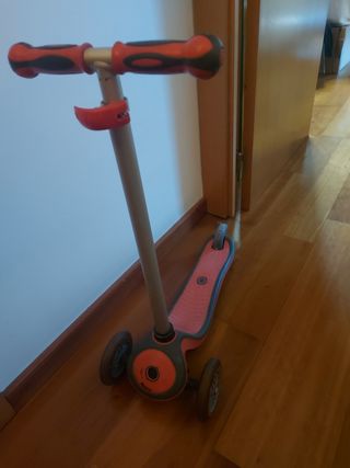 Patinete decathlon de 3 ruedas, rojo y negro