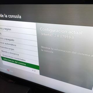 Consola Xbox 360 Slim Negra + 4 Juegos