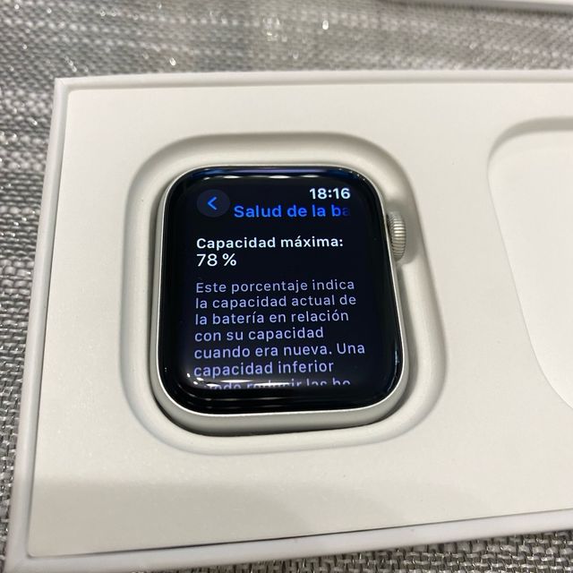 Apple Watch SE Gris + Correa Fossil