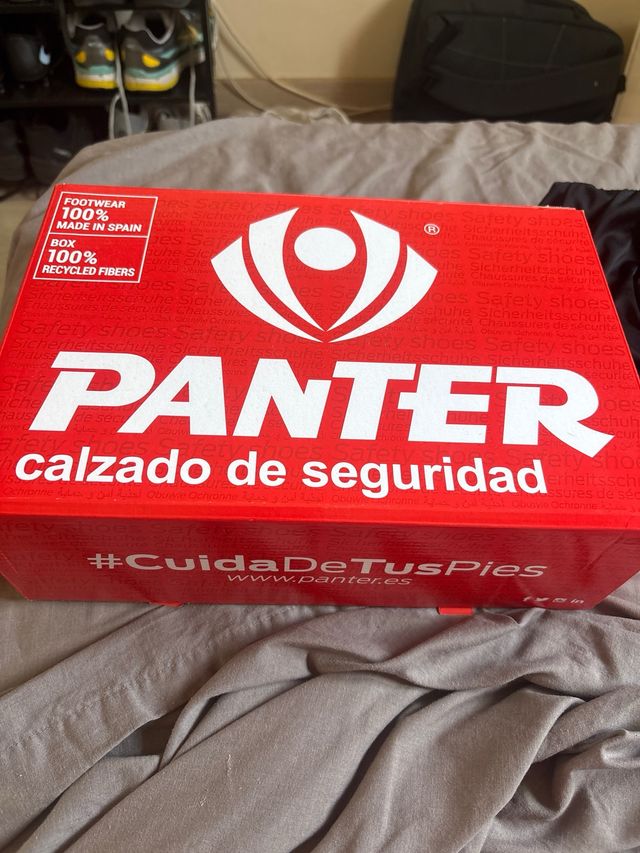 Zapatillas Panter Negras Refuerzo Delantero