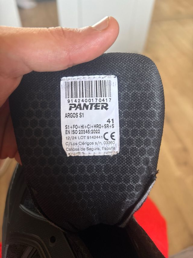 Zapatillas Panter Negras Refuerzo Delantero
