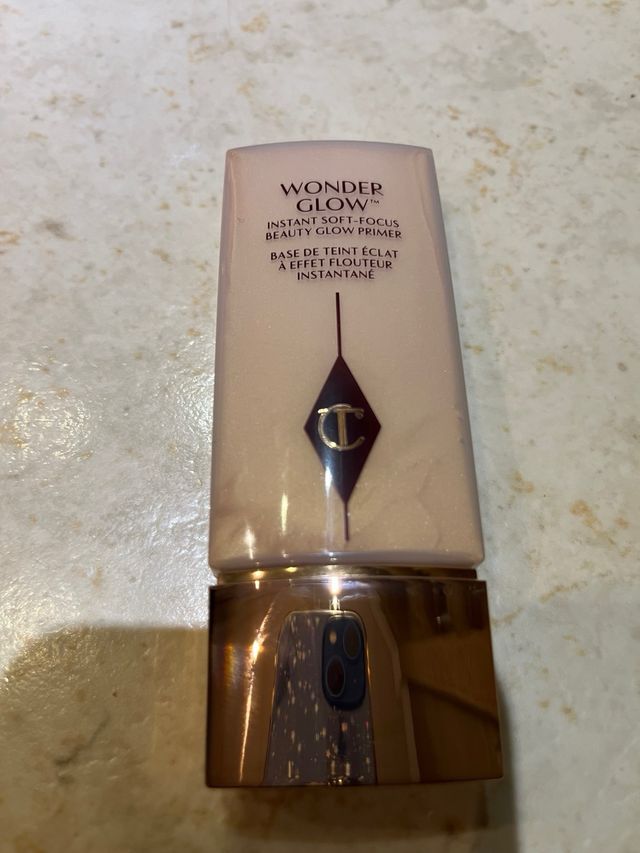 Charlotte Tilbury Wonder Glow Primer