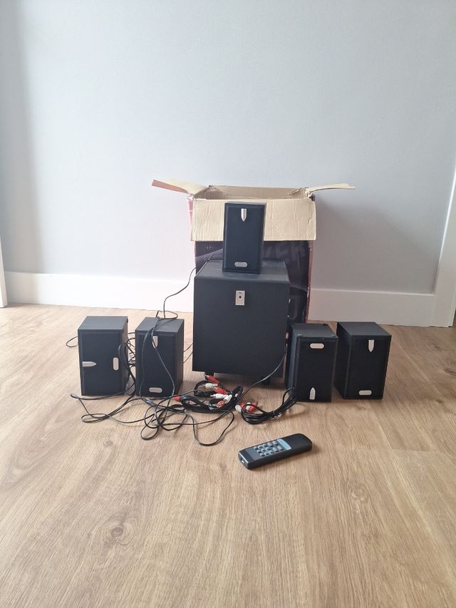 Sistema de altavoces Home Theatre 5.1 SP-6001A