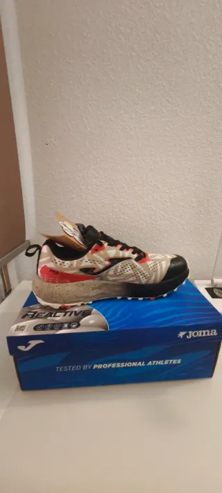 Zapatillas Joma Sima Hombre Beige/Rojo