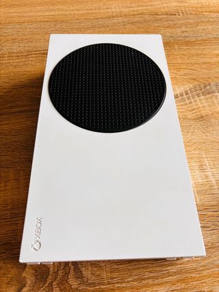 Xbox Series S 512GB + 2 Mandos