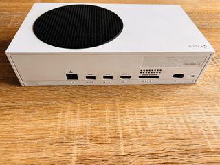 Xbox Series S 512GB + 2 Mandos