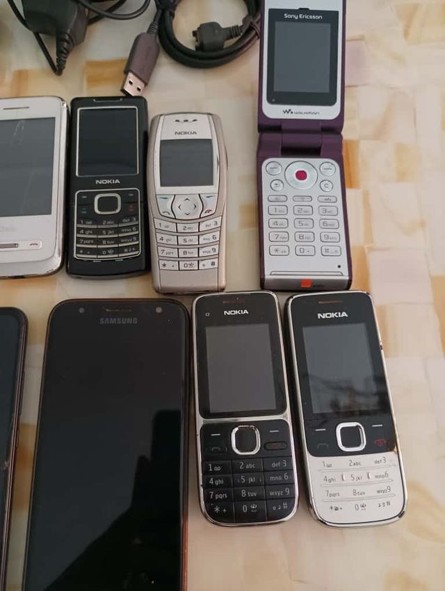 Lote móviles antiguos(para piezas)