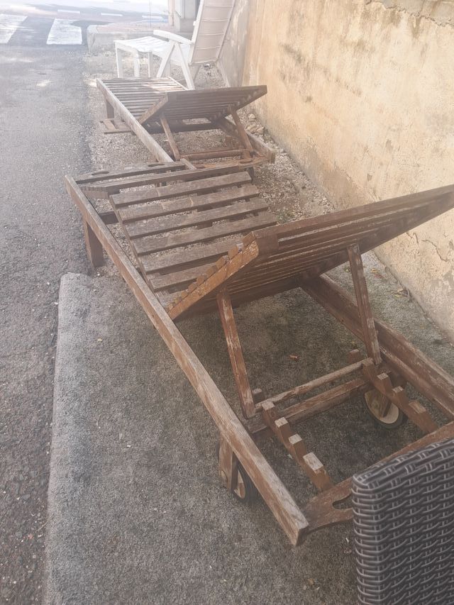 Tumbonas de madera de teca