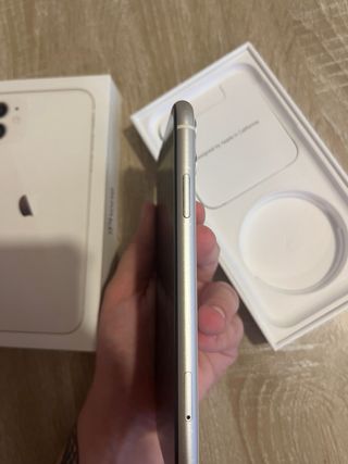 iPhone 11 bianco