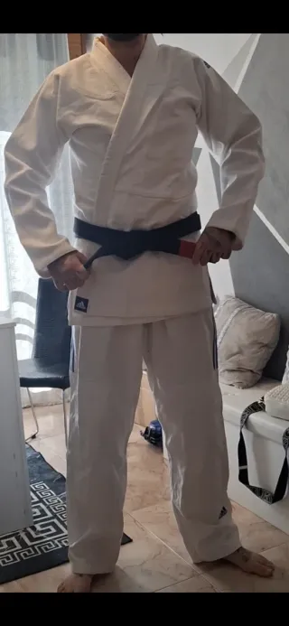 Kimono Adidas Judo Jiu Jitsu BJJ Negro