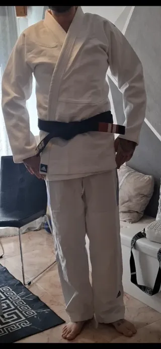 Kimono Adidas Judo Jiu Jitsu BJJ Negro