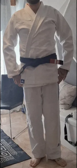 Kimono Adidas Judo Jiu Jitsu BJJ Negro