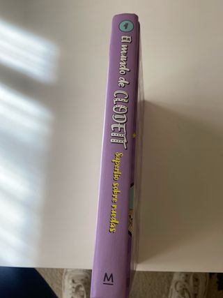 Superlío sobre ruedas (El mundo de Clodett 4)