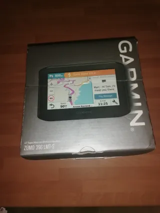 Garmin Zūmo 396 LMT-S GPS Moto y soporte touratech