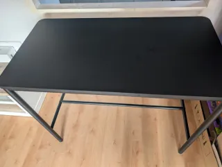 Mesa Ikea TOMMARYD alta