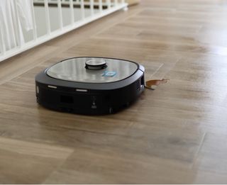 Conga Z100 - 35% Nueva - Robot Aspirador Cecotec