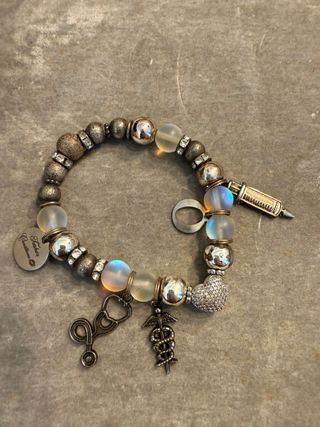 Pulsera Enfermería Caduceo Corazón Jeringa