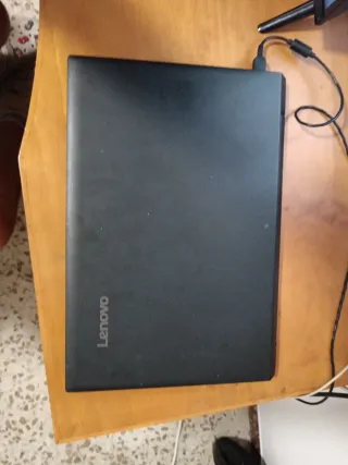 Portátil Lenovo Negro 