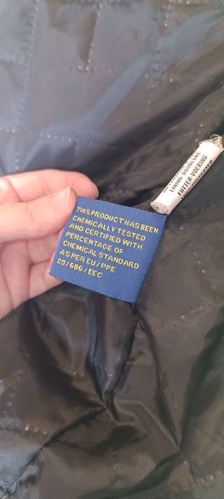 Chaqueta de cuero estilo motera de hombre