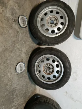 Llantas Audi con tapacubos
