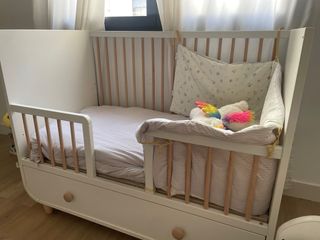 Cuna MYLLRA ikea. Cama cuna