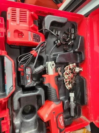 Prensa Multicapa Y TERMINALES Milwaukee M18
