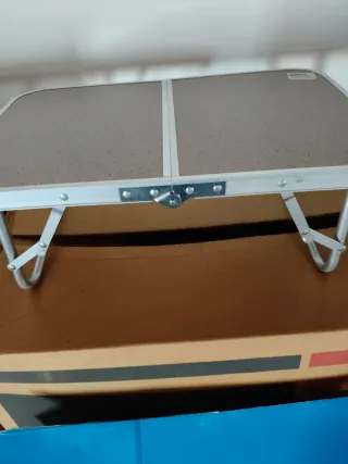 Mesa auxiliar plegable bandeja