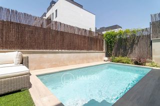 Casa pareada en alquiler en Valdebebas - Valdefuentes en Madrid