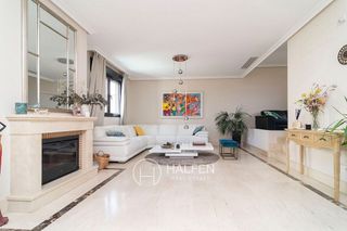 Casa pareada en alquiler en Valdebebas - Valdefuentes en Madrid
