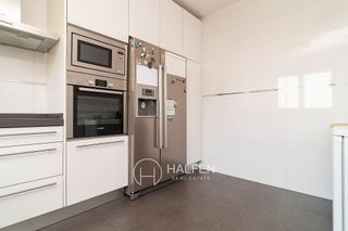 Casa pareada en alquiler en Valdebebas - Valdefuentes en Madrid