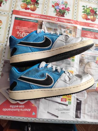 Nike Air Force Blancas y Azules