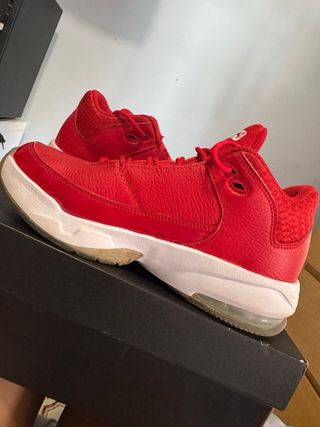 Zapatillas Jordan Max Aura 2 Rojas
