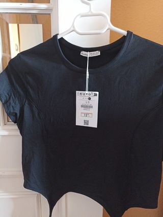Camiseta negra
