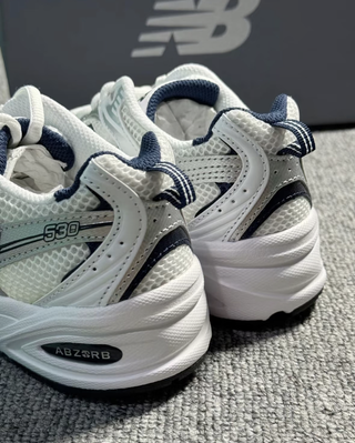 Zapatillas 530 NB blancas talla 38