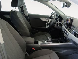 Audi A4 30 TDI Business Line