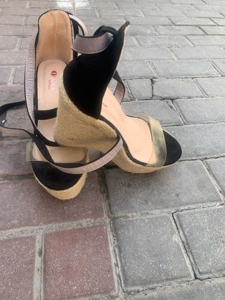 Zapatos de cuña Lana negros y beige y también rosa