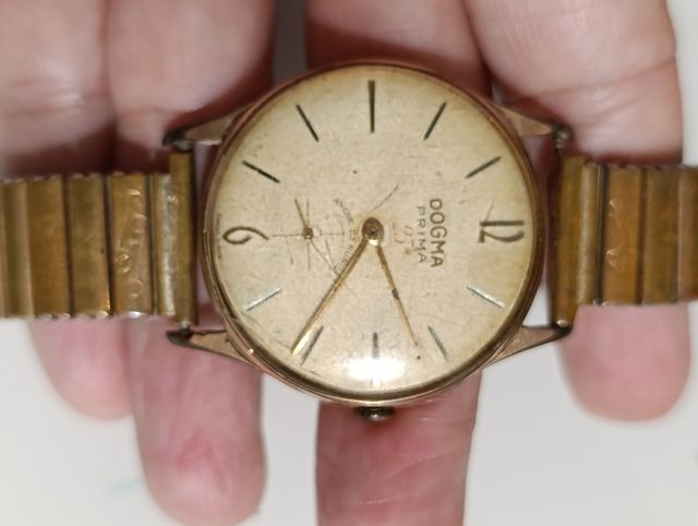 Orologio Dogma Prima 23 in oro rubino