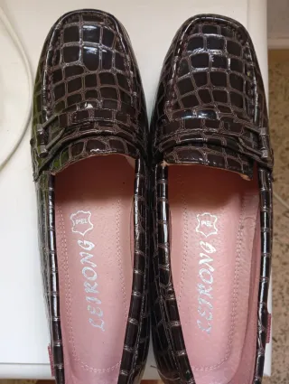 Zapatos mocasines LEIRONG marrones piel