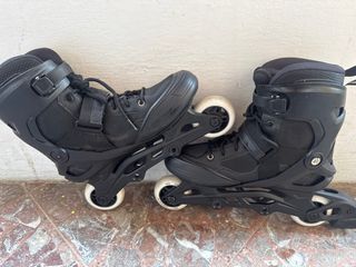 Patines en línea negros para adultos