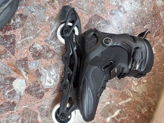 Patines en línea negros para adultos