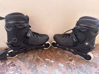 Patines en línea negros para adultos