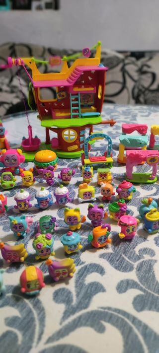 Moji Pops Casa y Figuras