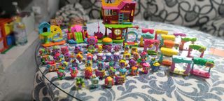 Moji Pops Casa y Figuras