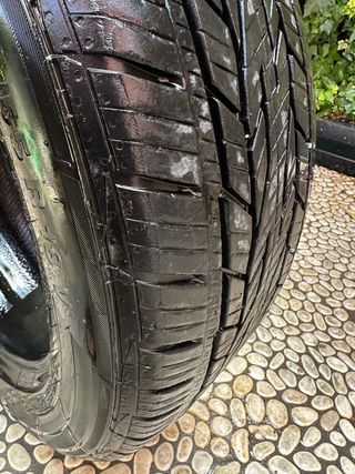 Neumático Continental 225/55 R18